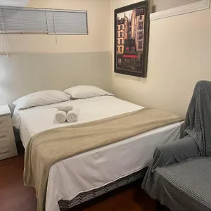  Habitación en casa particular Cozy Guest Close Ubc And Downtown